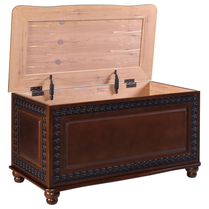 Coaster Home Furnishings - Finlay - Wood - Cedar Chest with Flip-Open Top, Safety Hinge, Lined Interior and Traditional Style - Bedroom - 40-Inch - Dark Tobacco - 900012