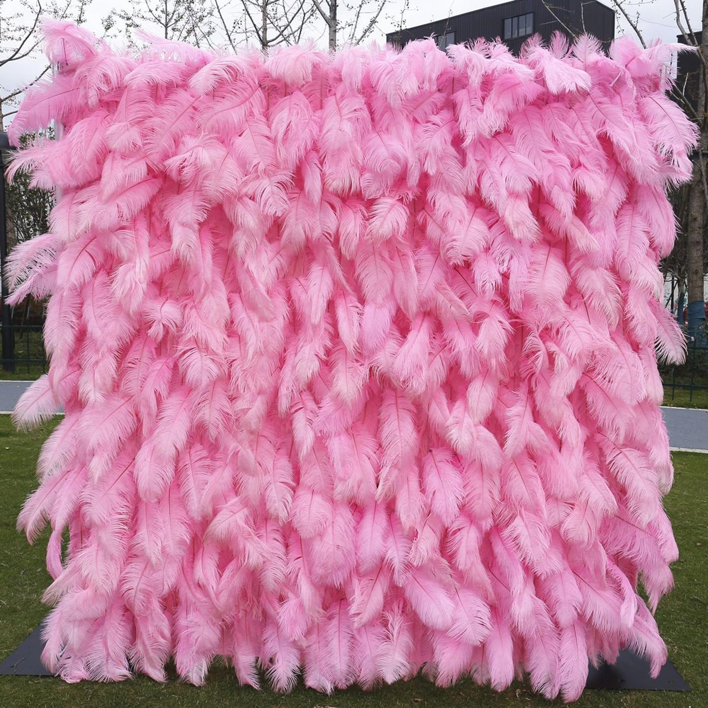 ZOCWJK Artificial Flower Wall Panels, Wedding Feather Decoration Feather Wall,Artificial Flower Wall Backdrop, 3D Feather Panels for Backdrop Wedding Wall Decoration 1m*2m(