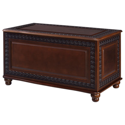 Coaster Home Furnishings - Finlay - Wood - Cedar Chest with Flip-Open Top, Safety Hinge, Lined Interior and Traditional Style - Bedroom - 40-Inch - Dark Tobacco - 900012