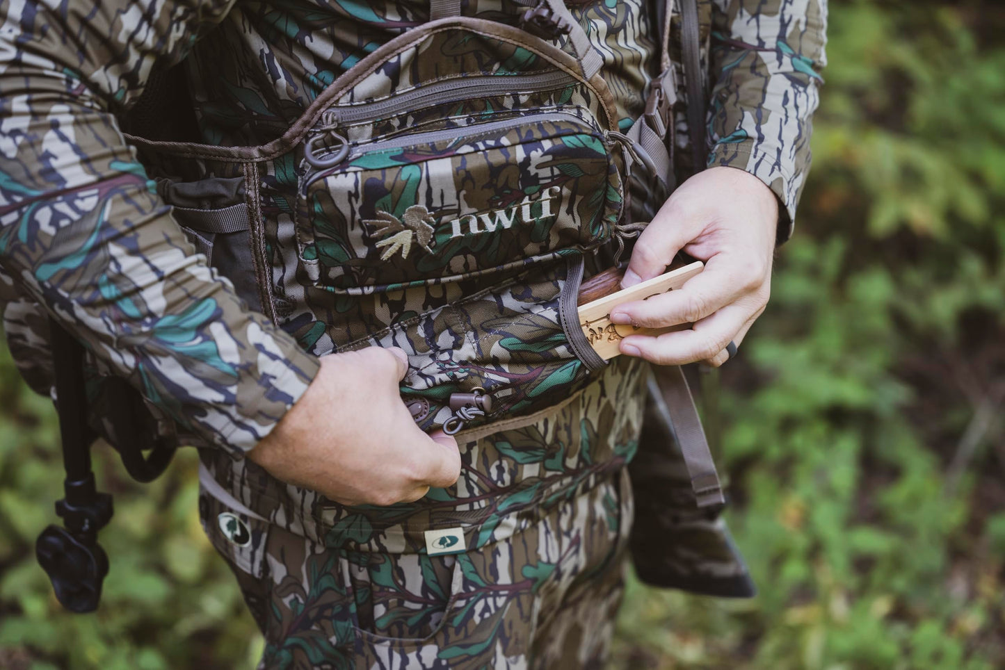 NWTF Grand Slam Turkey Vest from ALPS OutdoorZ – Mossy Oak Greenleaf Lightweight Field Vest with Organized Storage, Comfortable Fit & Durable Construction for Spring Turkey Hunting