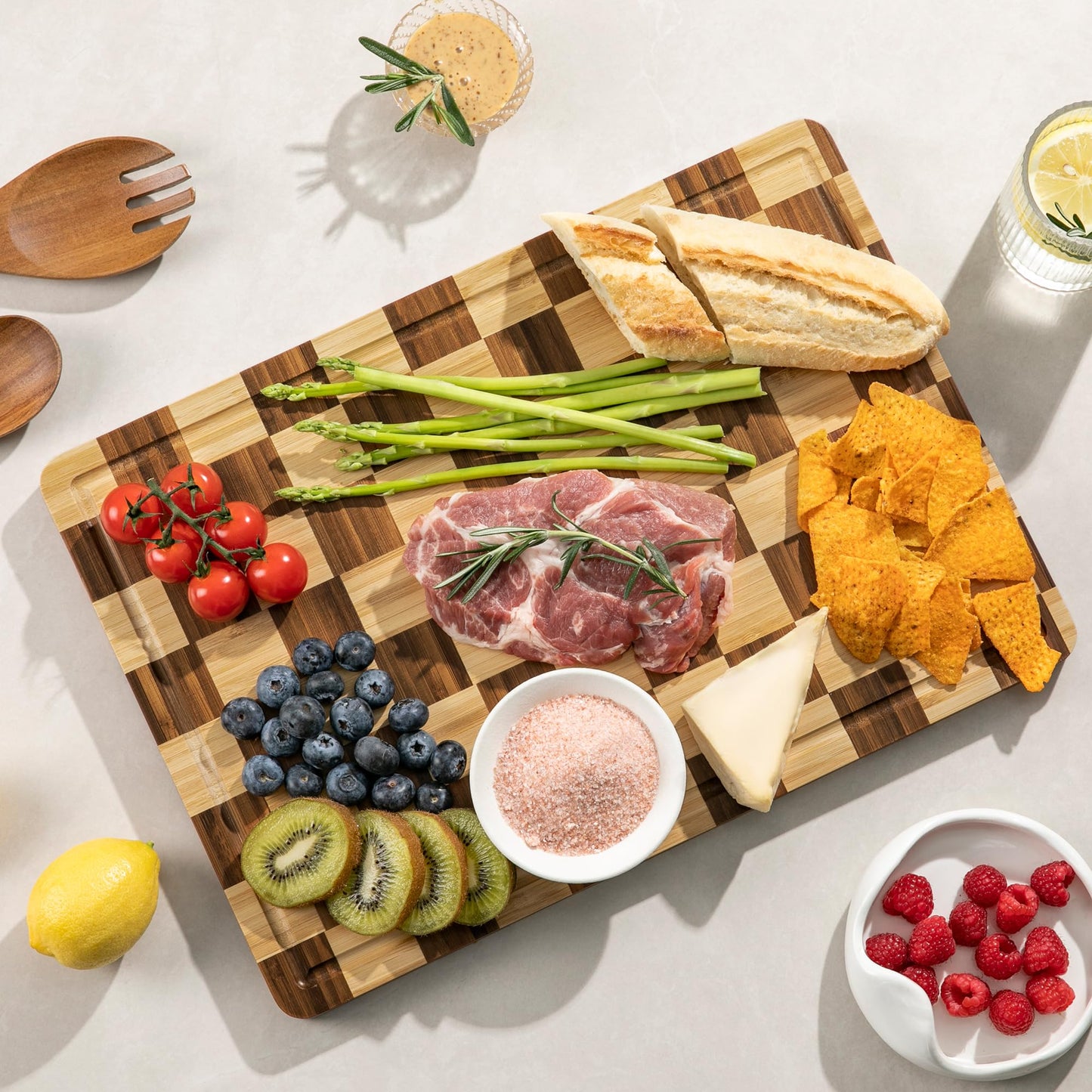 THETCHRY Checkered Bamboo Cutting Board, Thick End-Grain Wood Cutting Boards for the Kitchen, Chopping Boards with Juice Groove, Non-Slip, Durable & Crack-Resistant, Perfect Gifts 16.5” x 11.6” x 0.8”
