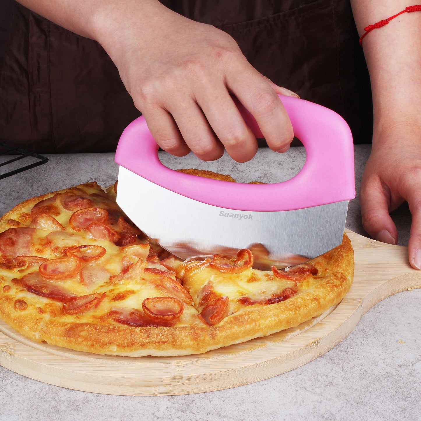 Suanyok Premium Pizza Cutter Food Chopper-Super Sharp Blade Stainless Steel Pizza Cutter Rocker Slicer with Protective Sheath Multi Function Pizza Knife Kitchen Tools,Dishwasher Safe (Pink)