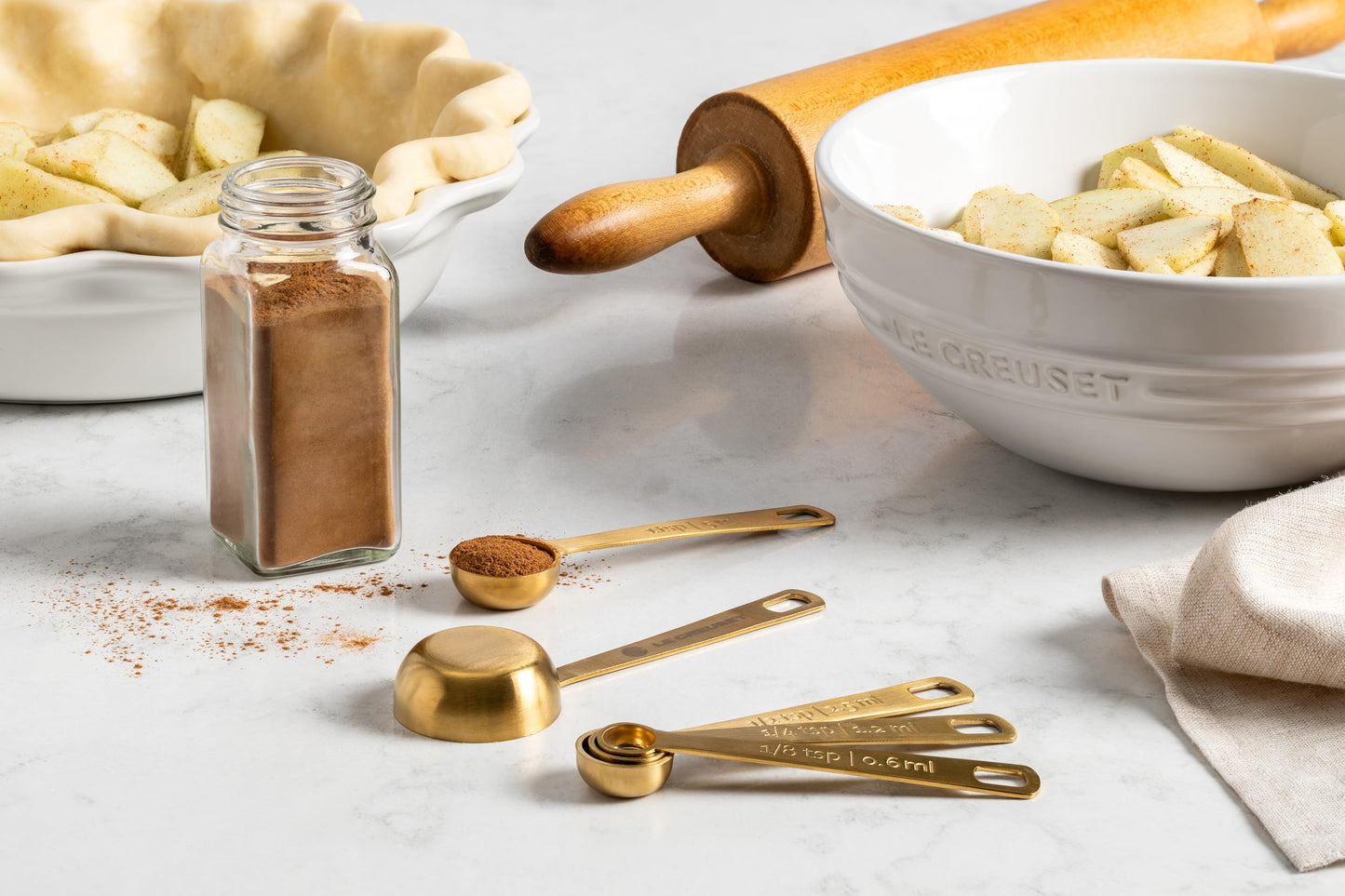 Le Creuset Measuring Spoons, Gold, Set of 5 (1/8,1/4,1/2,1Tsp,1Tb)
