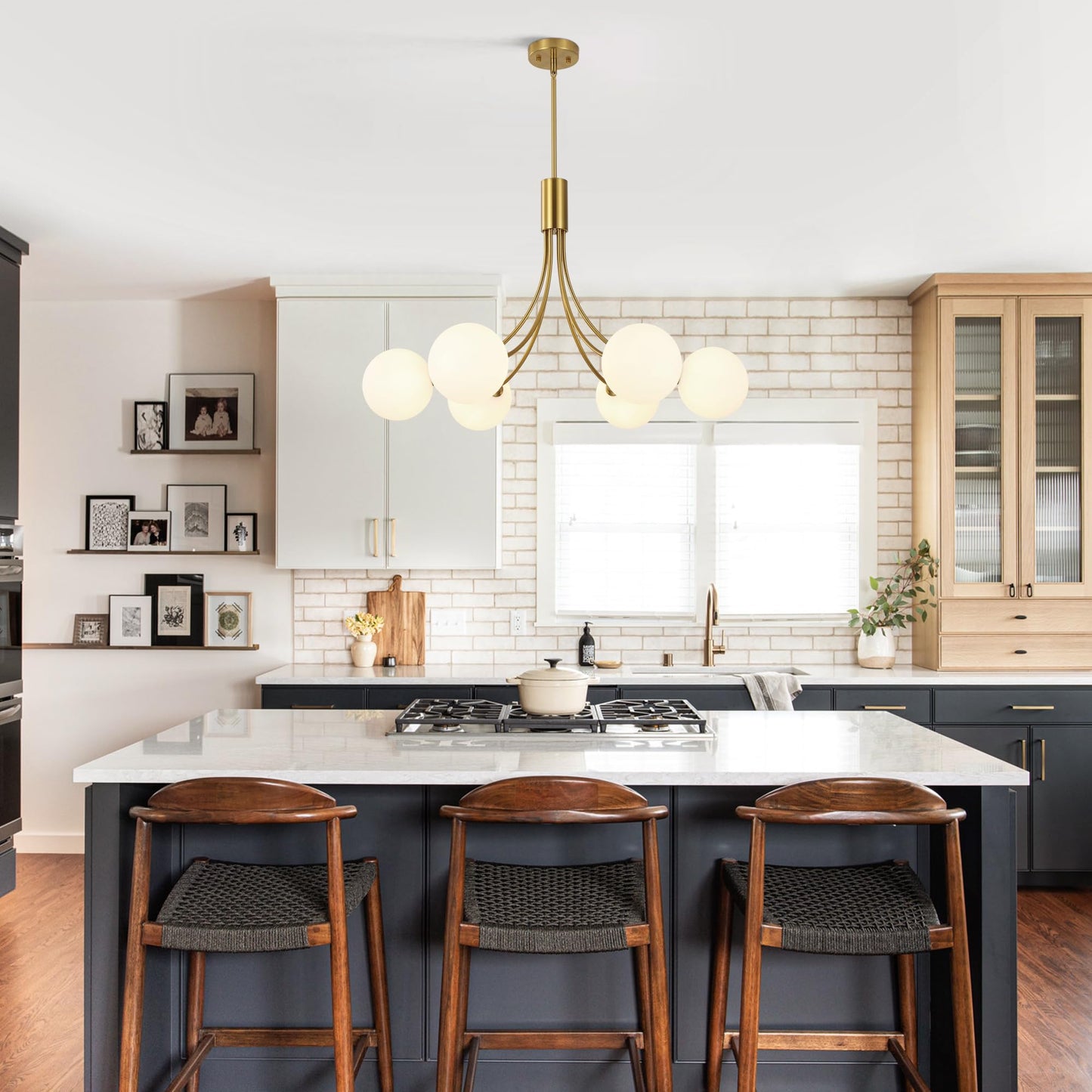 Xeruyiwa 6-Light Modern Gold Sputnik Chandelier Mid Century Brushed Brass Light Fixture with Milk Glass Globes for High Ceiling Dining Room Kitchen Island Living Room