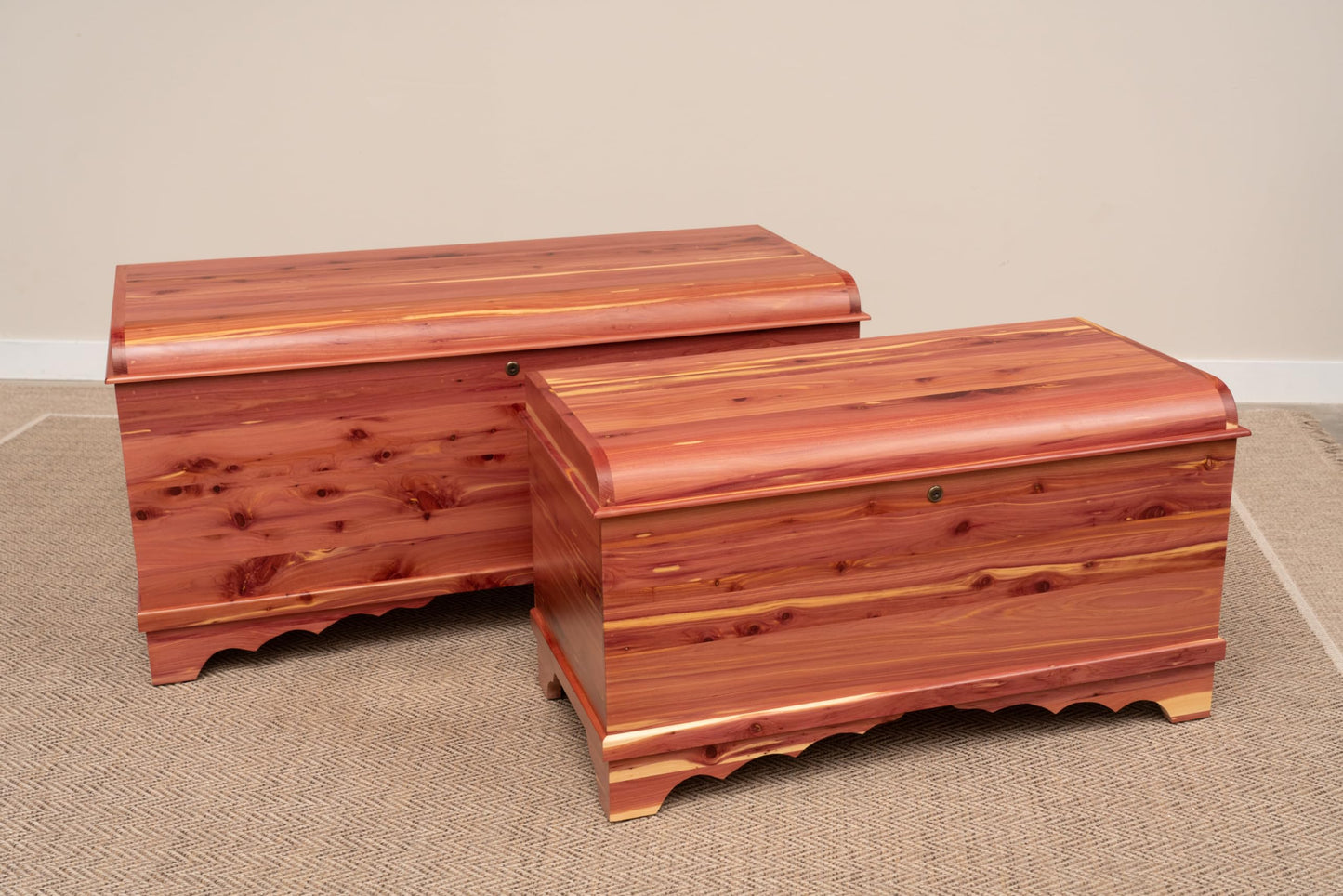 Rustic Red Door Co. Cedar Hope Chest with Waterfall Top and Tray, Amish Made Wooden Storage Trunk Box for Bedroom, Blanket, Clothes, Anti-Slam Hinges and Lock, Cedar Wood, Natural Stain, 36" Long