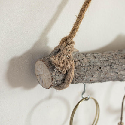 Uniquewise 19-inch Natural Decorative Wooden Log Hanging Farmhouse Wall Decor with 5 Hooks for Jewlery Keys Hats and Wall Accessories Perfect for Entryway Living Room Kitchen Hallways and Dining Area