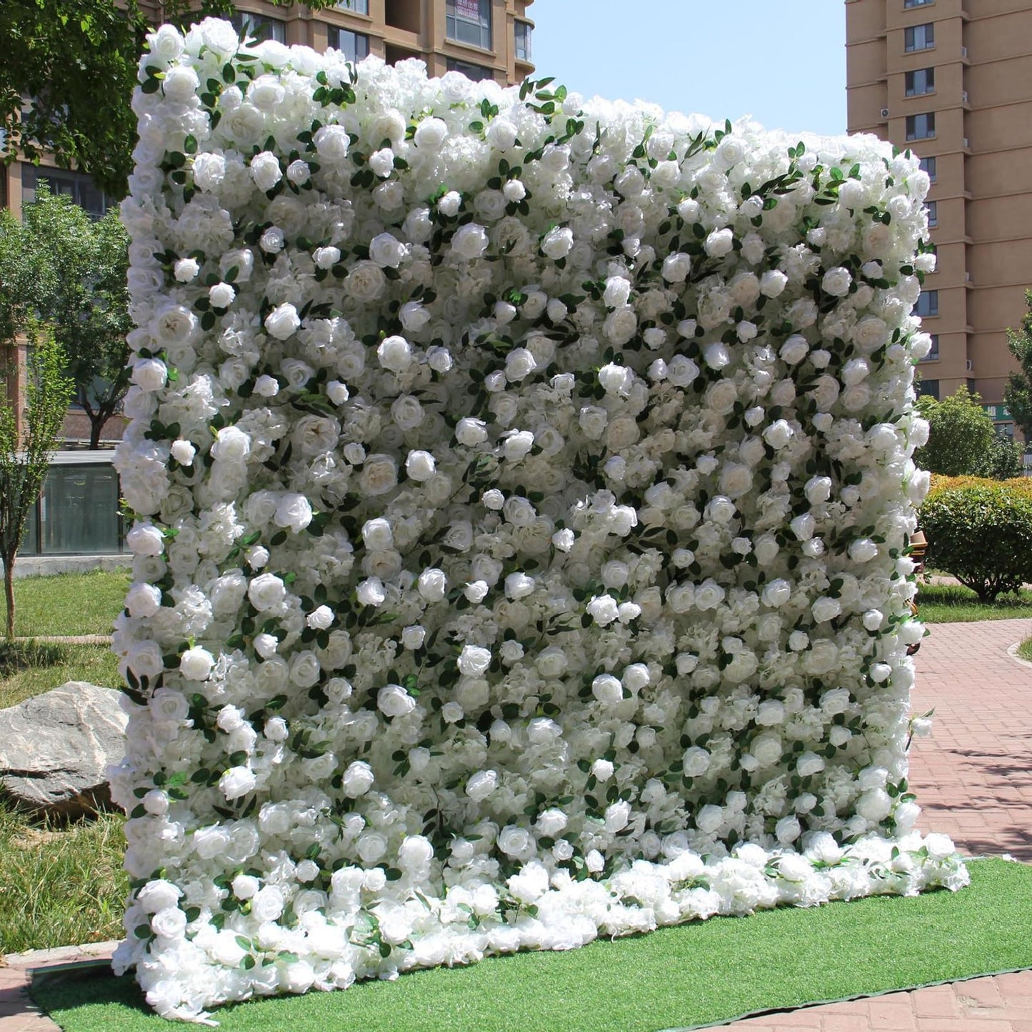 ERoomQ Simulated Cloth Background Flower Wall, Simulated White Roses Green Plants, Artificial Flower Wall Backdrop,Silky 3D Roses Decoration Indoor Outdoor for Wedding Party Bri,2x2m/6.5x6.5FT