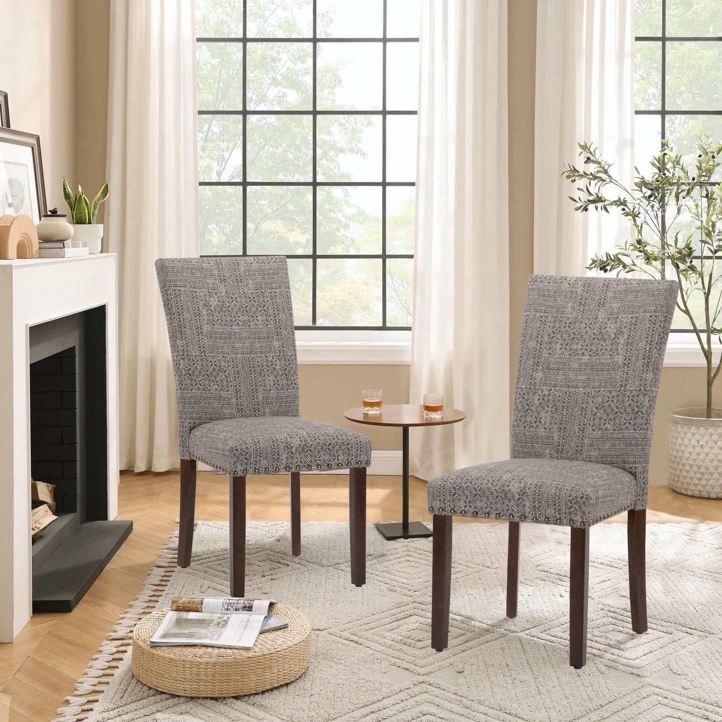 Parsons Dining Chairs Set of 4, Upholstered Nailhead Dining Room Kitchen Side Chair with Thick Cushions and Wood Legs, Black/White