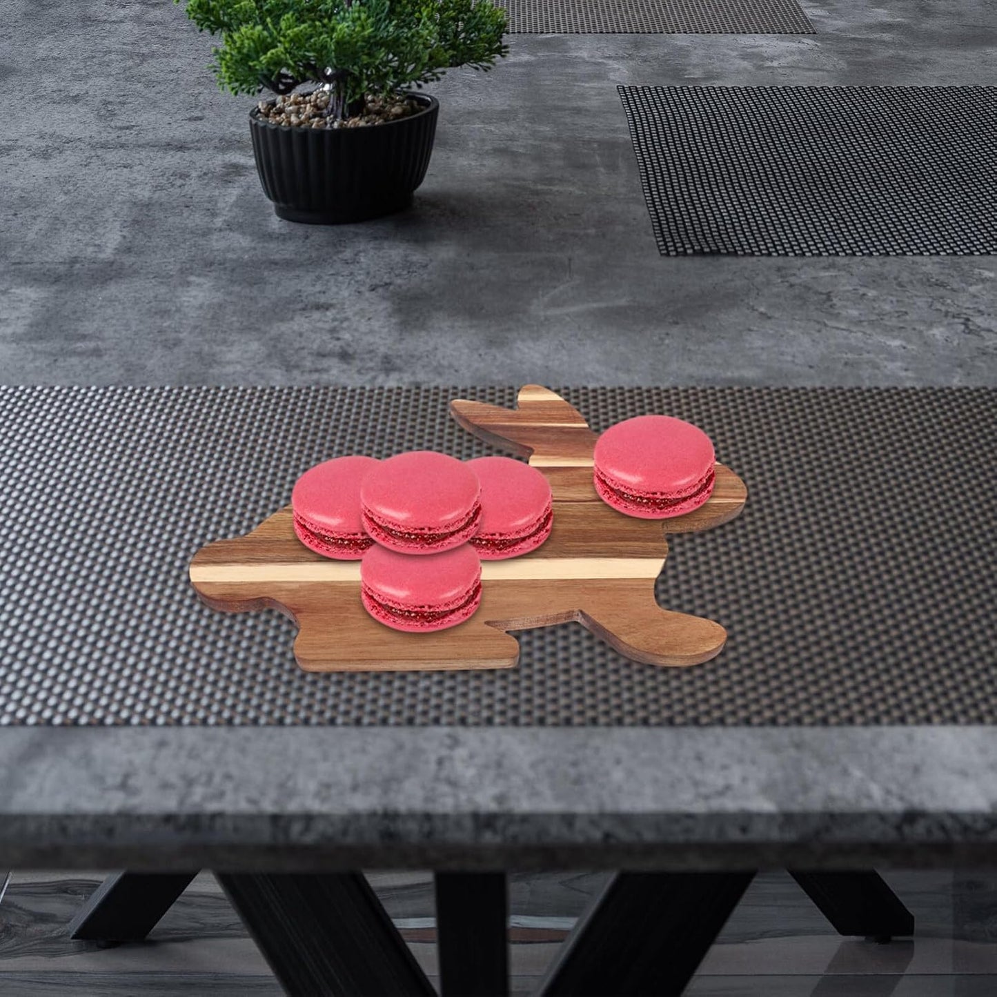BESTOYARD Bunny Shaped Wooden Serving Board, Wood Cutting Board, Easter Serving Platter for Cheese and Vegetables