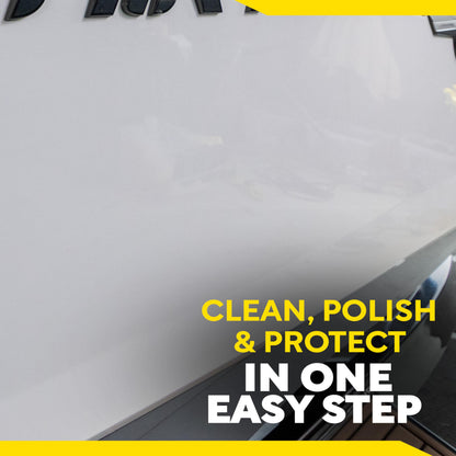 Meguiar's M5032 Marine/RV One Step Cleaner Wax, Easy-to-Use Marine Wax for Boats and RVs That Removes Light Defects, Restores Color Brilliance, and Protects the Surface, 32 Fl Oz