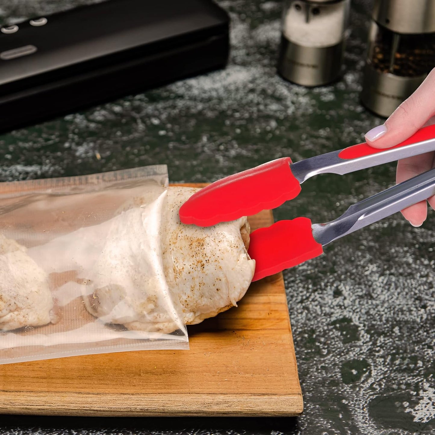 OVENTE Pre-Cut Vacuum Sealer Bags 100 pcs, 11” x 16”, Heavy Duty, BPA-Free for Airtight Food Storage, Meal Prep, Sous