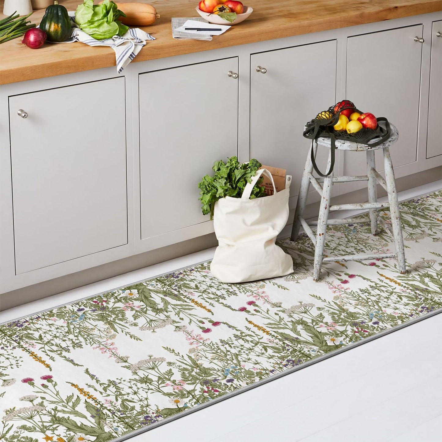 2x10 Artoid Mode Antique Herbs and Wild Floral Runner Rug, Spring Home Decor Low-Profile Non-Slip Washable Area Rug