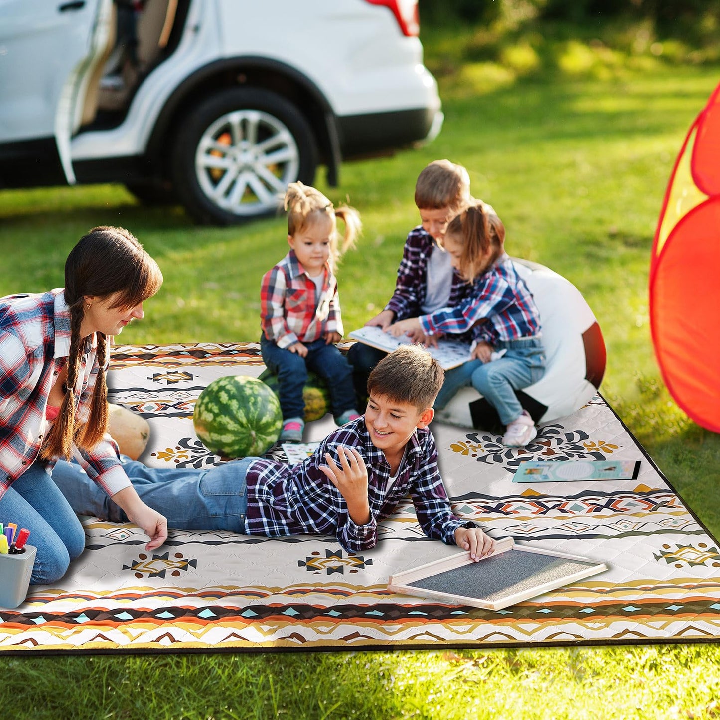 HAUSPROFI Extra Large Picnic Blanket 80"x80" – Waterproof Outdoor Mat for Beach, Camping, Park & Garden, Portable with Carry Strap & 4 Stakes, Machine Washable, Bohemian Pattern