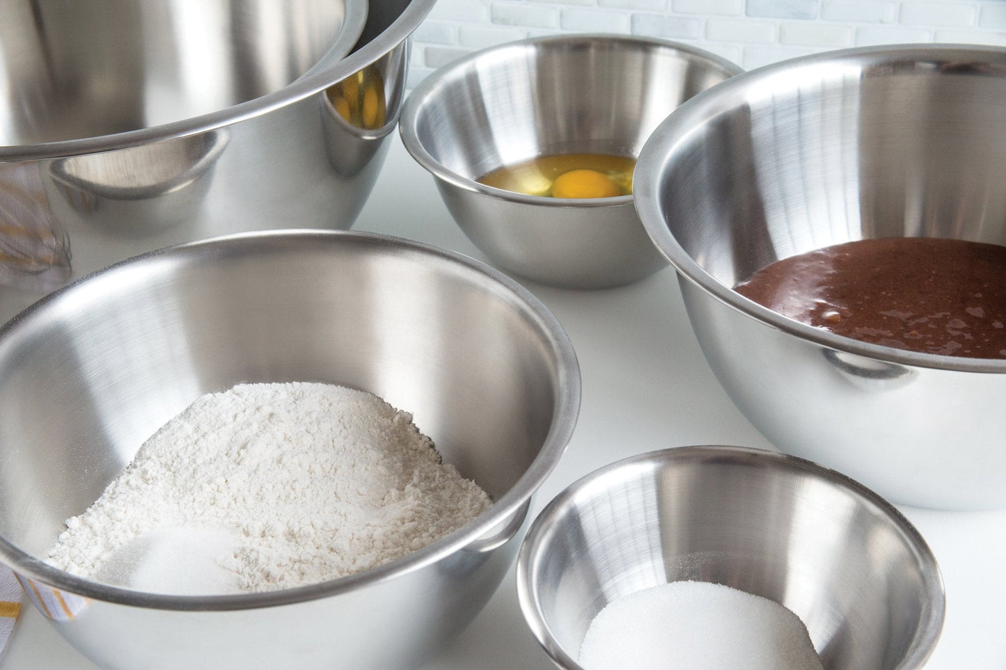 Fox Run 6-Piece Nesting Stainless Steel Polished Mirror Finish Mixing Bowls Set, 0.5, 1.25, 2.75, 4.25, 6.25 and 10.75 Quart