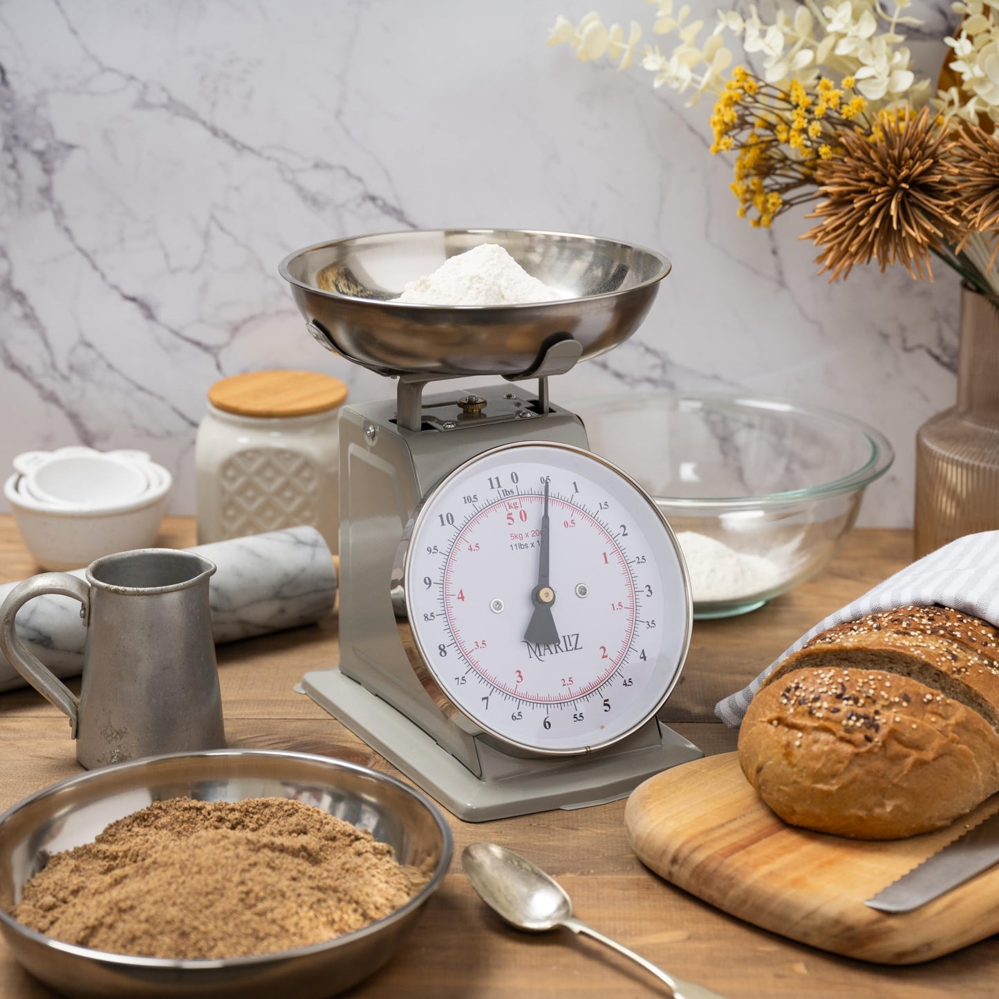 MARLIZ Small Retro Kitchen Scale 4.4Lb/2Kg with 2 Bowls |Mechanical dial Scale| Vintage | Pesa para alimentos| bascula de cocina|Bakers Scale