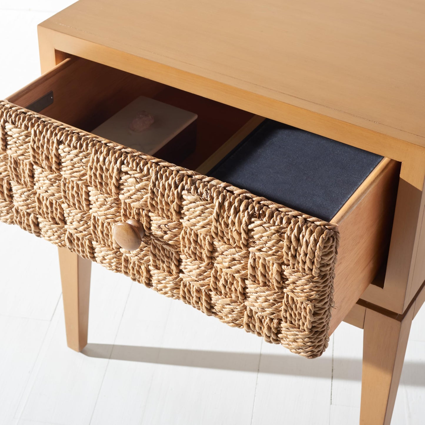 SAFAVIEH Couture Collection Armand Natural/Dark Brown Woven 1-Drawer Accent Table Nightstand (Fully Assembled)