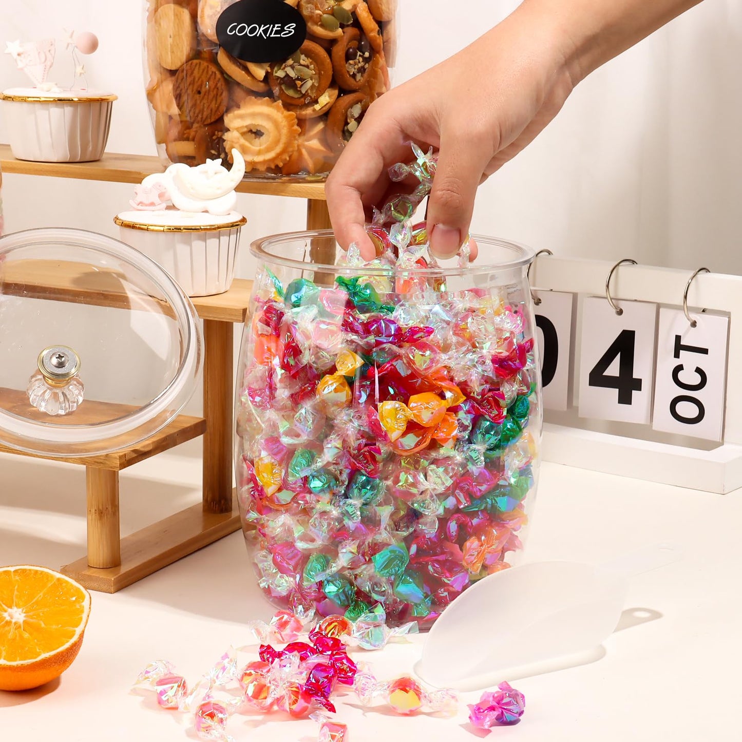 mwellewm 4 Pcs Candy Jars With Lids&Spoons 1/2 Gallon Clear Plastic Cookie Container Large Airtight Apothecary Storage Organization Hard Snack Buffet Canister for Wedding Home Kitchen Bar Decoration