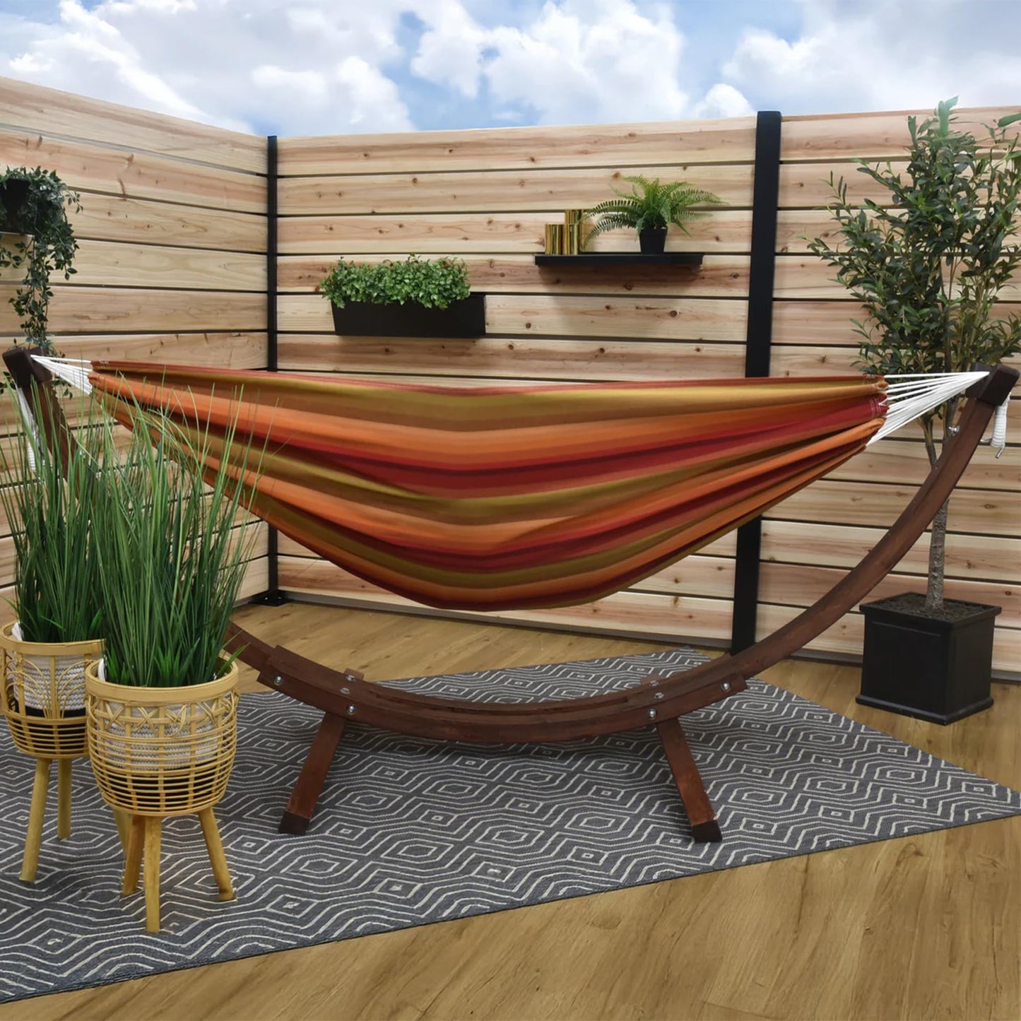 Vivere Fade and Weather-Resitant Brazilian Hammock with Solid Pine Arc Stand - 450 lb Weight Capacity