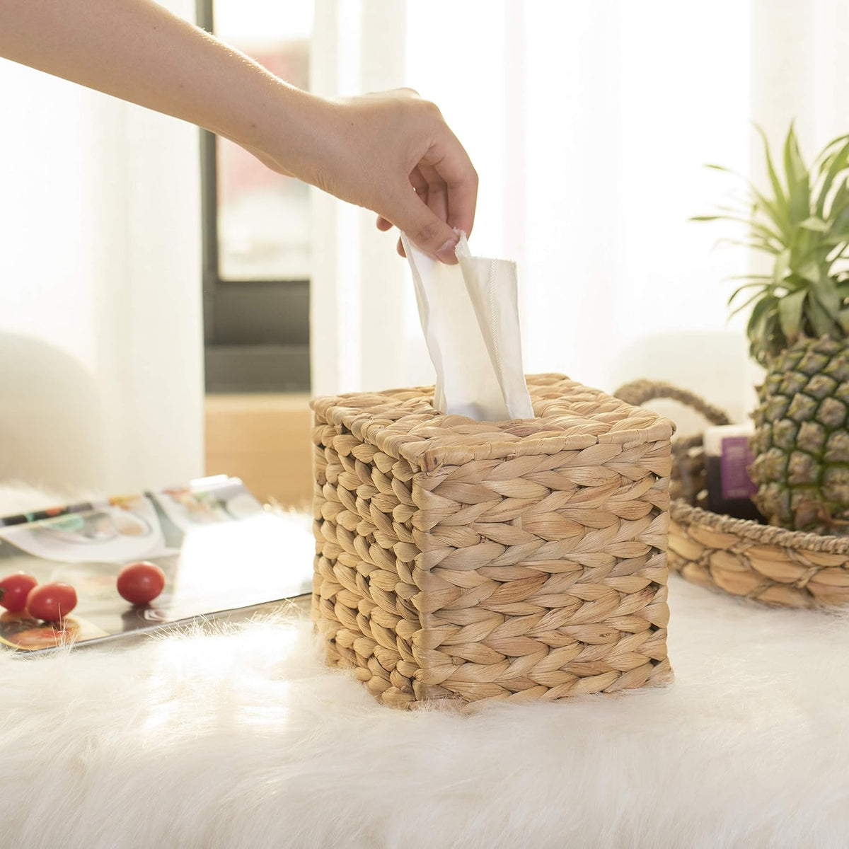 Vintiquewise Water Hyacinth Wicker Tissue Box Cover, Square