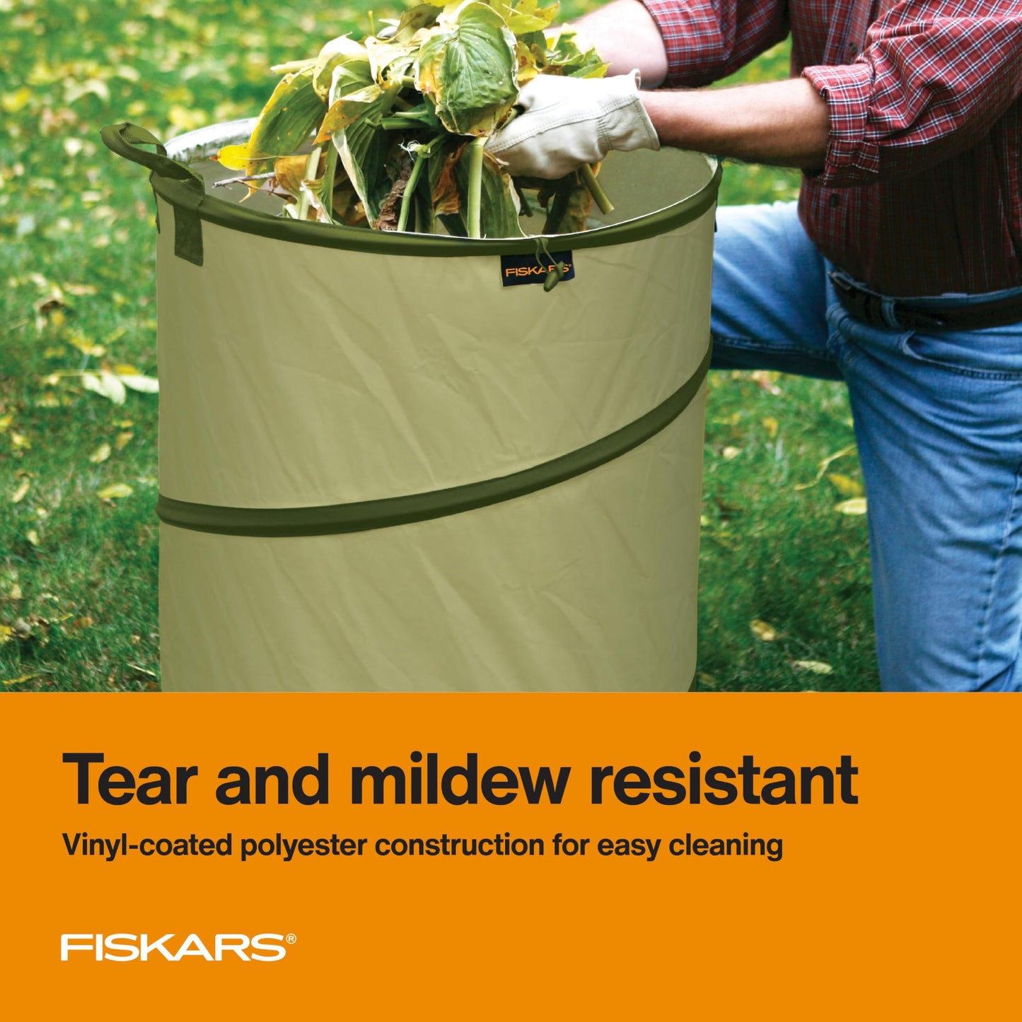 Fiskars Kangaroo Collapsible Spring Up Garden Bag for Yard Waste, Grass, Branches & Weeds, Tear & Mildew Resistant Vinyl-Coated Polyester, Folds Flat to 3 Inches for Space-Saving Storage, 30 Gallon