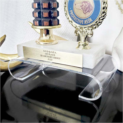 Plymor Clear Acrylic Scroll-Shaped Display Riser, 1.375" H x 6.25" W x 3.5" D