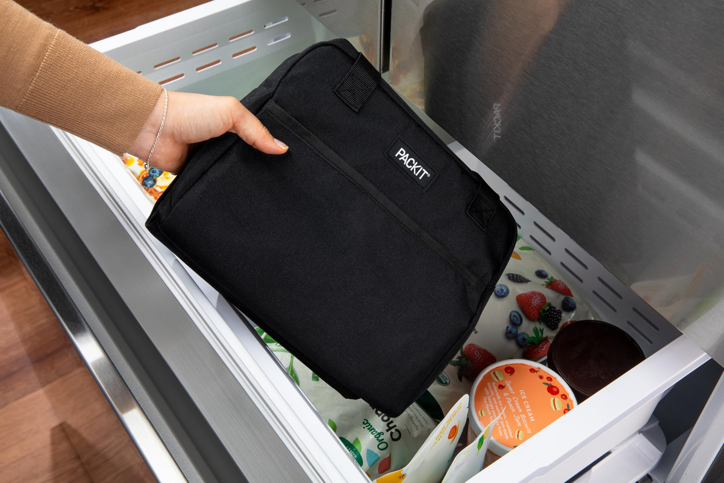 PackIt(R) Freezable Hampton Lunch Bag, Black, Built with EcoFreeze(R) Technology, Collapsible, Reusable, Zip Closure with Front Pocket and Shoulder Straps, Designed for Fresh Office Lunches