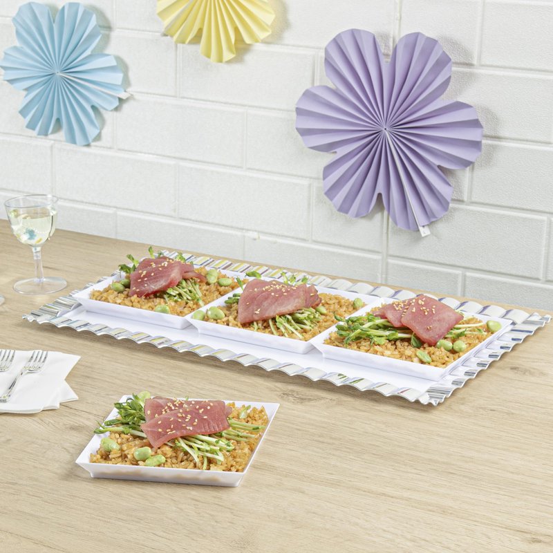 Restaurantware 5 x 5 Inch Mini Tasting Plates 100 Disposable Square Plastic Plates - Durable Stylish White Plastic Hors D'oeuvre Serving Plates For Desserts Or Appetizers At Parties