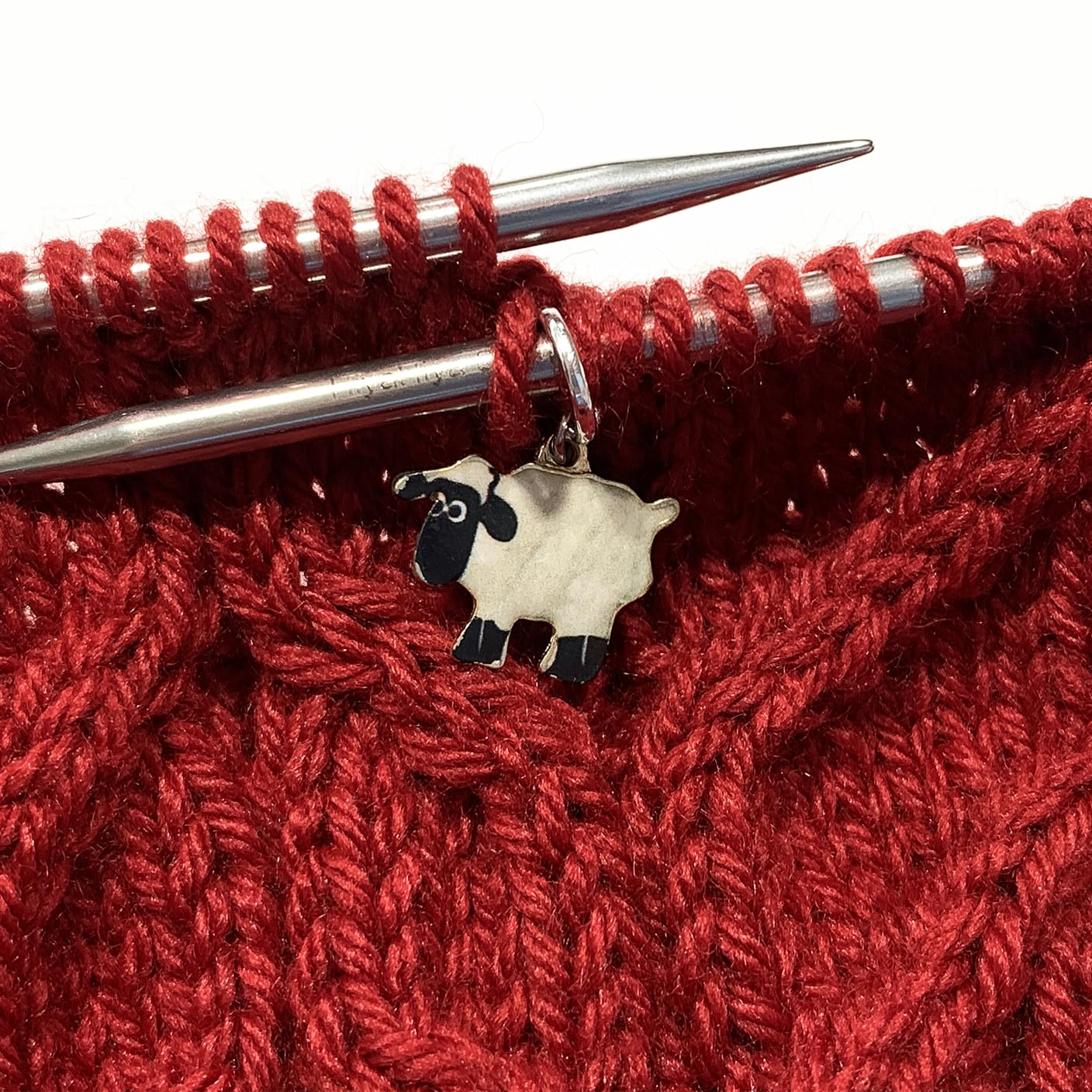 Pretty Warm Designs Sheep Stitch Markers with Storage Tin, Set of 6 Snag Free Rings Fits up to US 8 (5mm) Needles