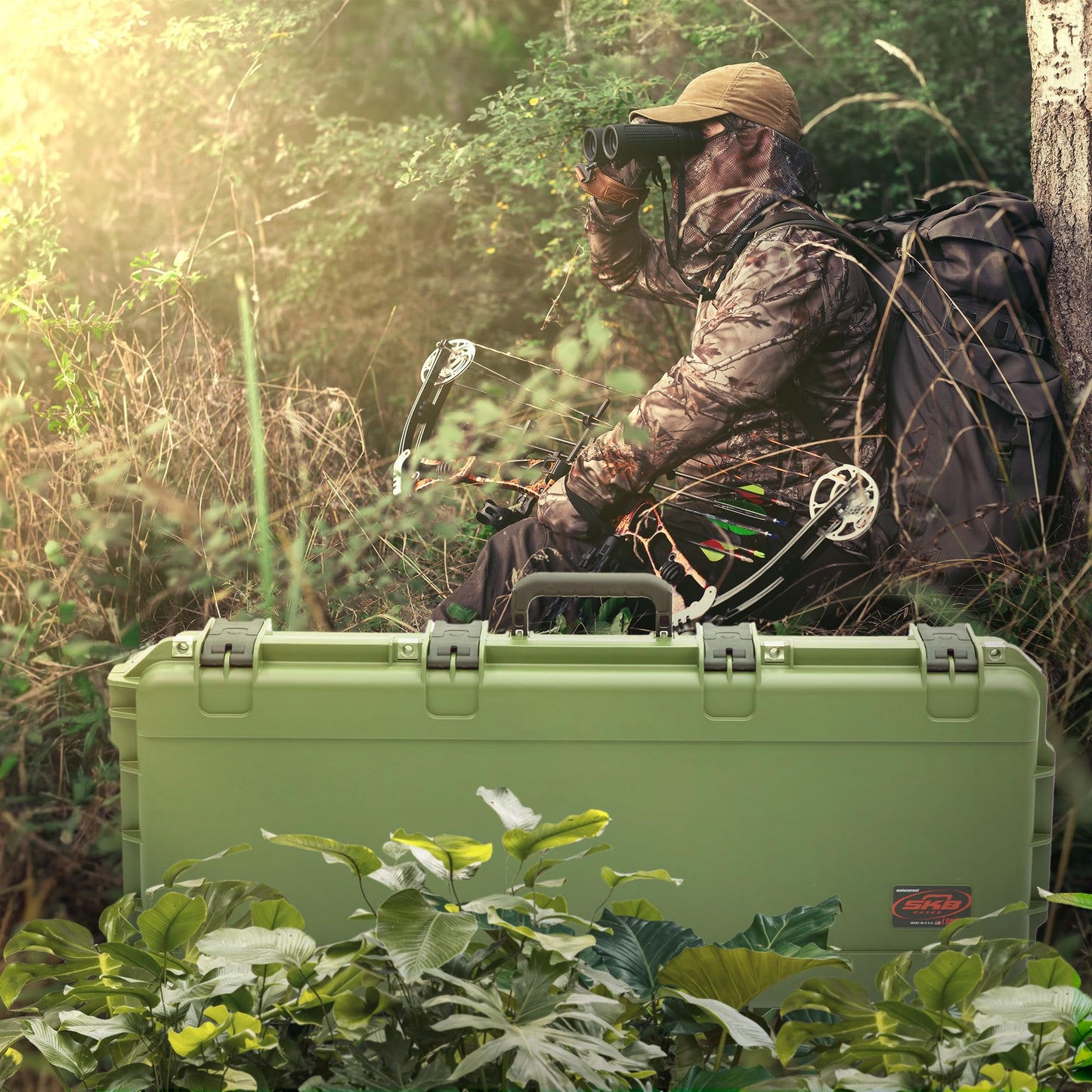 SKB Cases iSeries 3i-3614-PL-M Small Parallel Limb Bow Case, Hard Shell Compound Bow and Arrow Case with Wheels and Trigger Latch System