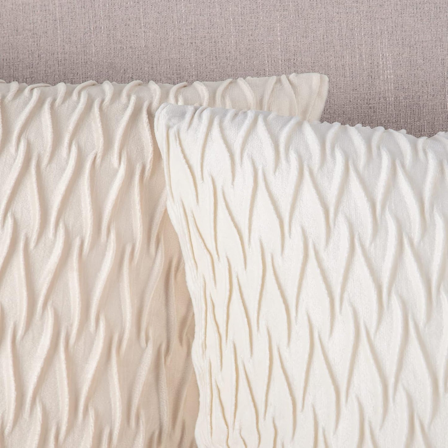 MADIZZ Set of 2 Super Soft Velvet Decorative Throw Pillow Covers, 22x22 inch White Square Cushion Case for Sofa