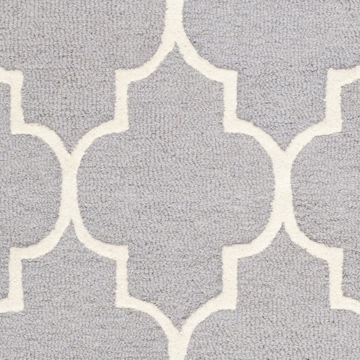 SAFAVIEH Cambridge Collection Area Rug - 10' x 14', Silver & Ivory, Handmade Moroccan Trellis Wool, Ideal for High Traffic Areas in Living Room, Bedroom (CAM134D)