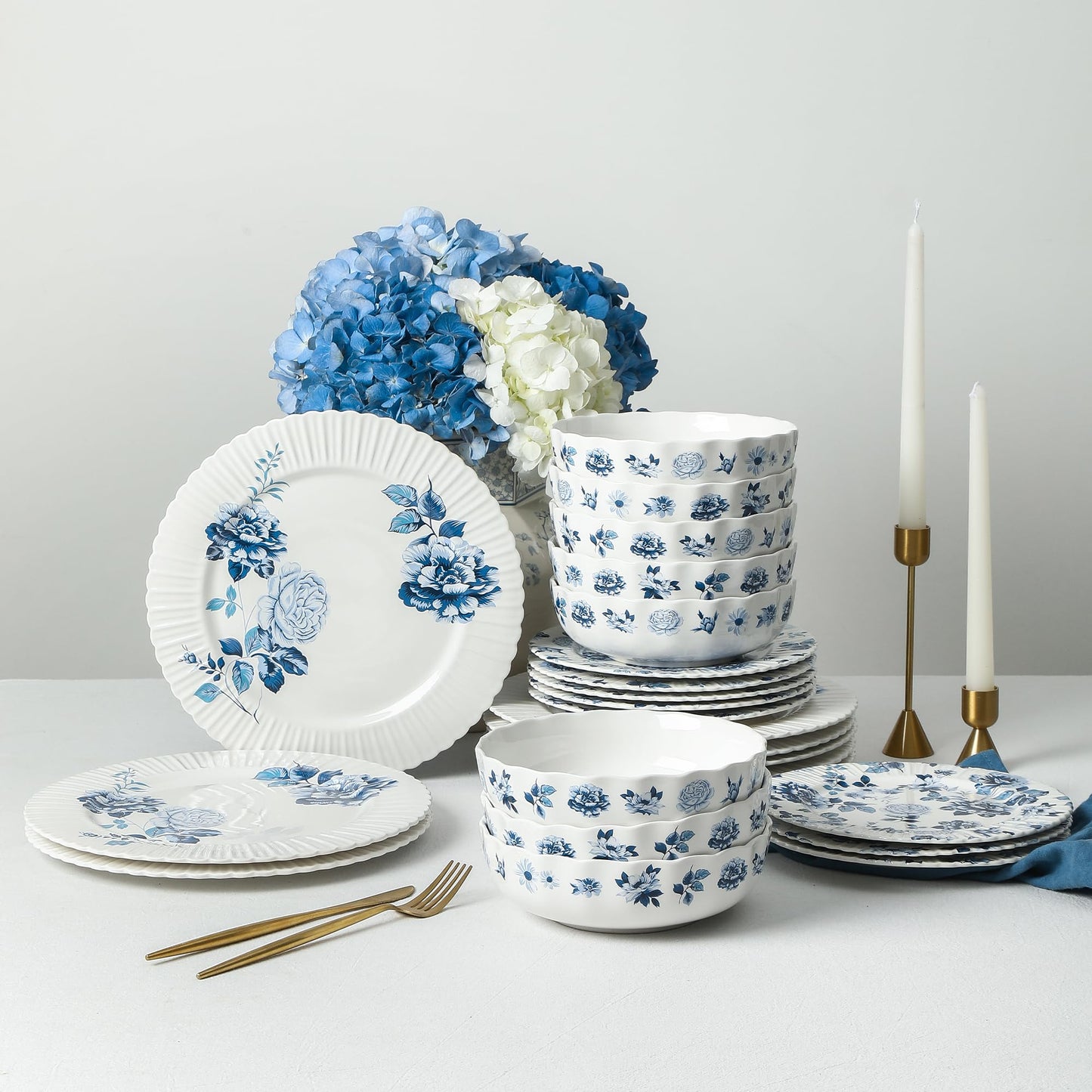 Stone Lain Fiore 24-Piece Dinnerware Set New Bone China, Blue