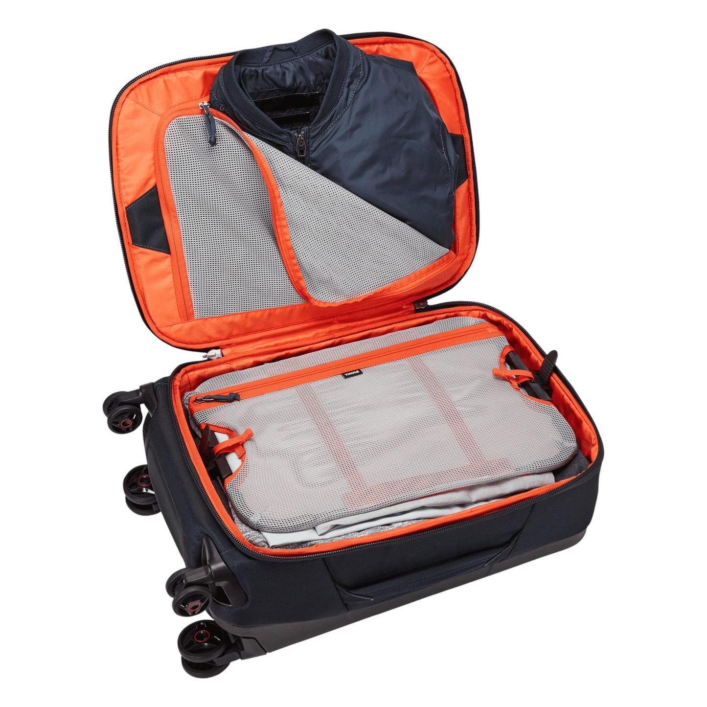 Thule Subterra Carry On Spinner