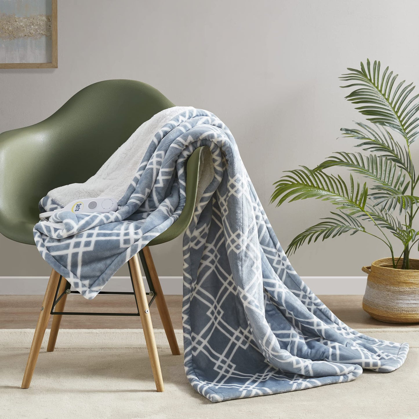 Serta Heated Blanket - Reversible Fleece to Sherpa Electric Blanket, Fast Heating, Auto Shut Off Timer, Multi Heat Setting, ETL Certified, Machine Washable, Grey Full 84"x 77"