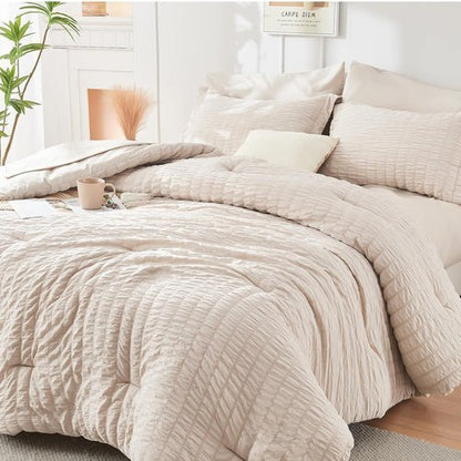 HYMOKEGE Queen Comforter Set - Lightweight 3-Piece Bedding Set with Soft Down Alternative - Beige
