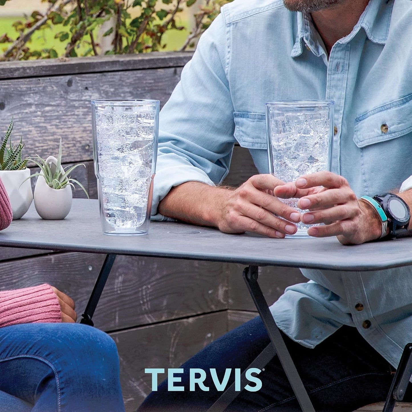 Tervis Gerbera Daisies Double Walled Insulated Tumbler, 24oz, Made in USA, Keeps Drinks Cold & Hot