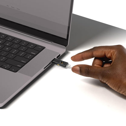 Yubico - YubiKey 5Ci - Two-Factor authentication Security Key for Android/PC/iPhone, Dual connectors for Lighting/USB-C - FIDO Certified