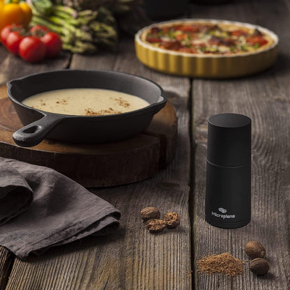 Microplane Manual Spice Mill - Cinnamon Grinder and Nutmeg Grater (Black)