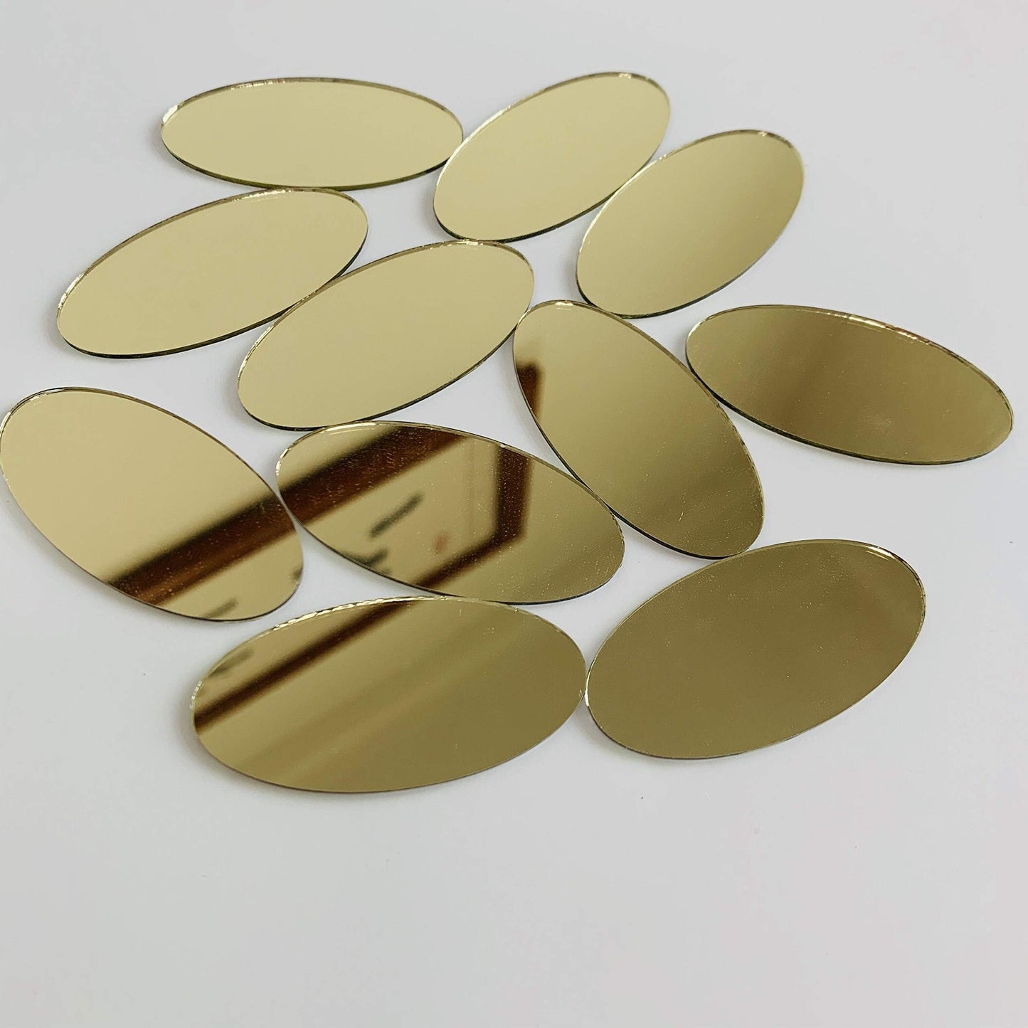 NUORUI 50pcs 2" x 1" Oval Mirrors Mosaic Mirror Tiles for Craft Projects (Yellow Gold)