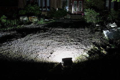 Maxsa 40331 Ultra-Bright 12 Hour Solar-Powered Floodlight to light up signs, flags, statuary and buildings all night long