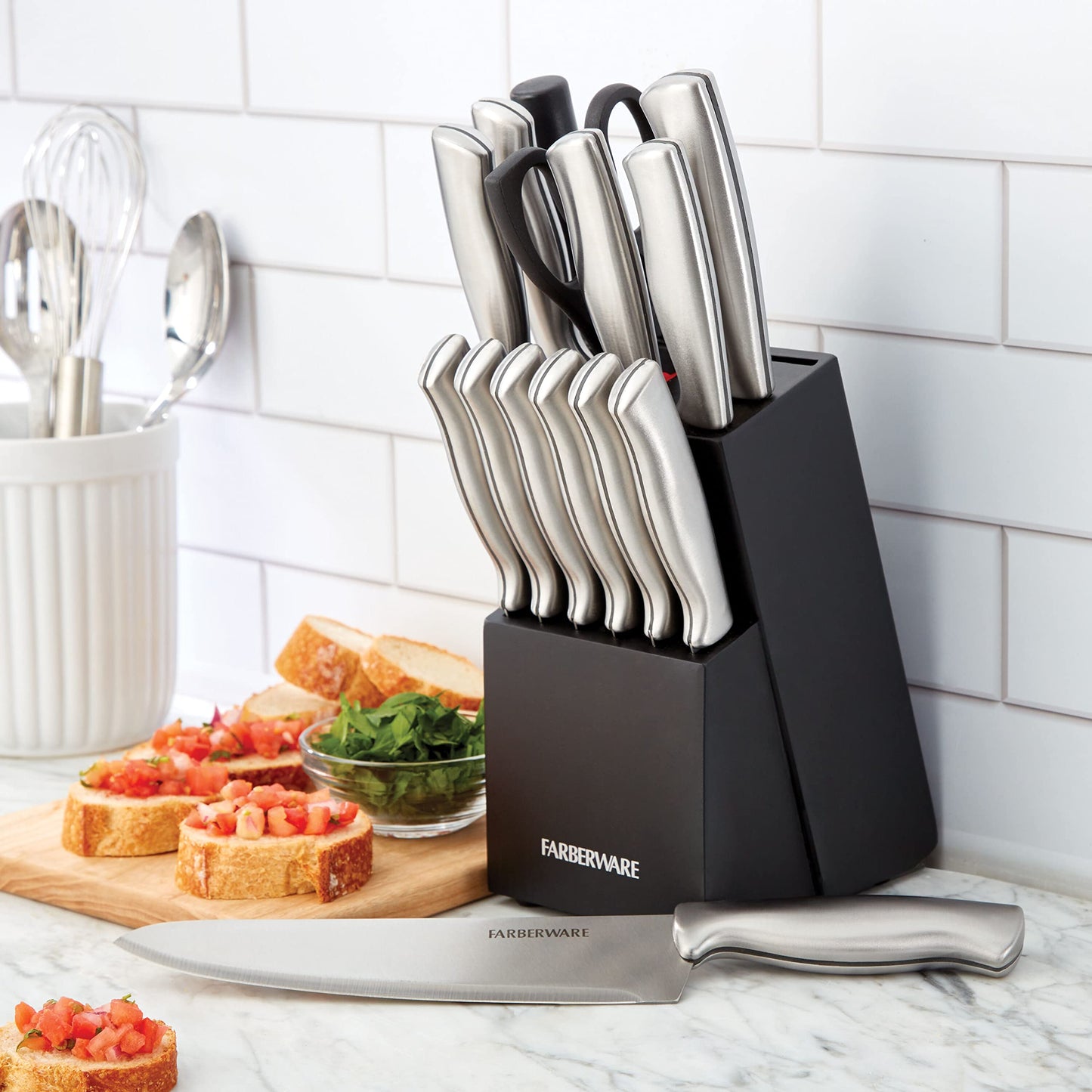 Farberware 15-Piece Kitchen Knife Set, High-Carbon Stainless Steel Blades with Wood Block, Steak Knives, Sharpening Tool & All-Purpose Shears, Razor Sharp, Ergonomic Stainless Steel Handles