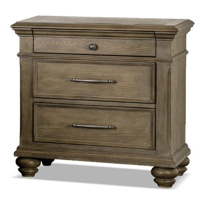 Furniture of America Tavric Solid Wood Brown Nightstand with 3 Drawers and Bun Feet, Large Bedside Table, Wooden Night Stand for Bedroom, Guest Room, Dorm, Aged Oak