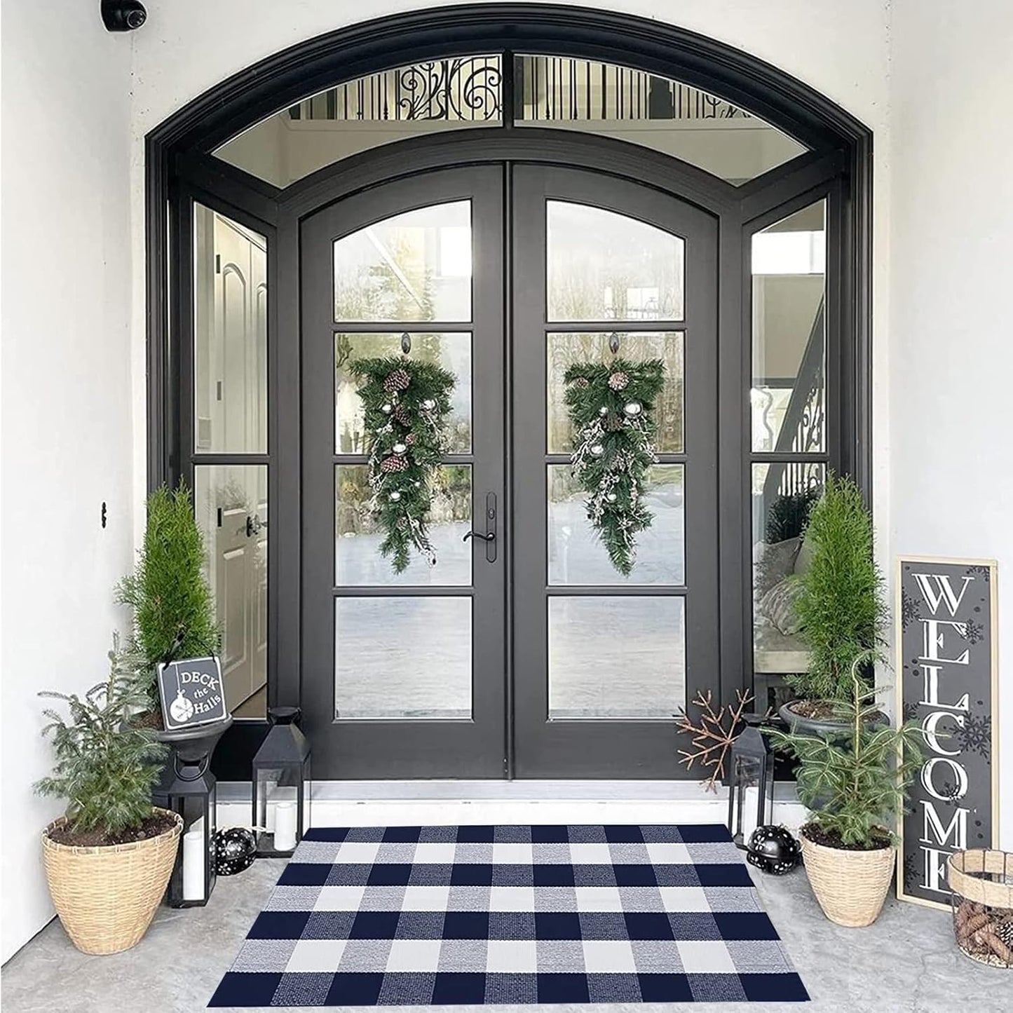 SEEKSEE Cotton Buffalo Plaid Rug 27.5"x43" Navy Blue and White Checked Washable Doormats for Indoor Outdoor