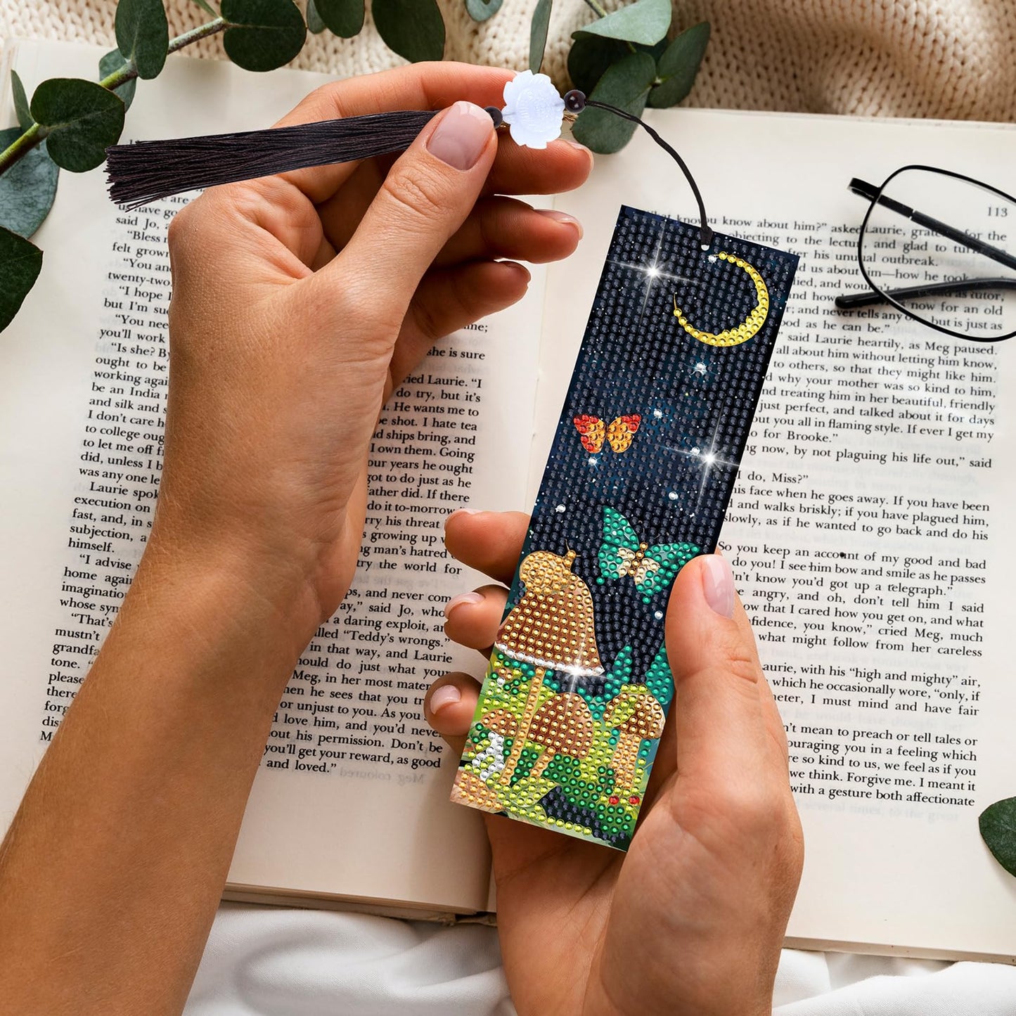 Sitsink Mushroom Diamond Art Kits - 6 Pcs Crescent Moon Mushroom Diamond Art Bookmarks with Tassels, Acrylic Bookmark Diamond Painting Kits for Adult, Boho Diamond Book Markers