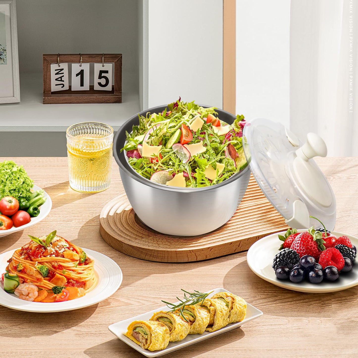Salad Spinner Stainless Steel，Manual lettuce dryer With lid, basin, drain frame and non-slip base,lettuce spinner with Quick Spin,Spaghetti & Chip Strainer BPA Free,Easy Clean,5qt