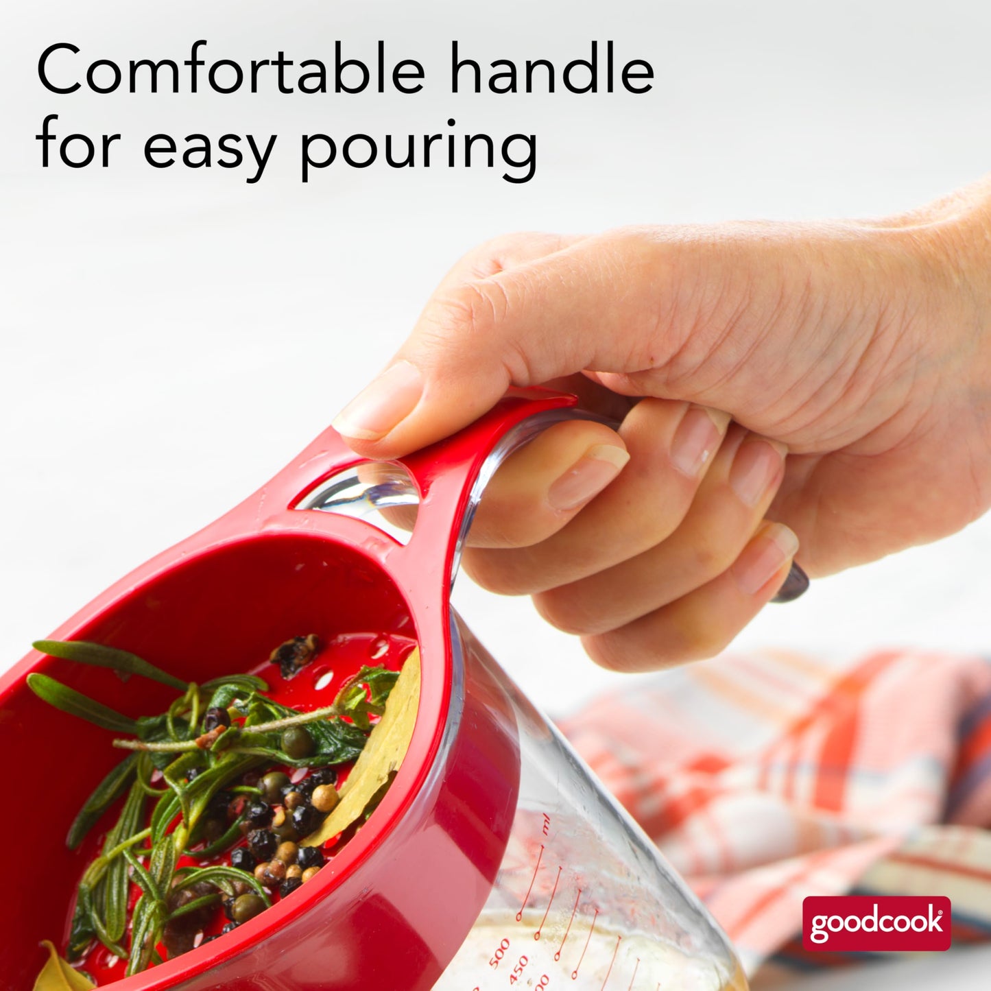 GoodCook Everyday Fat Separator for Cooking, 2-Cup Heat-Resistant Separator with Pour Spout, Bottom Release Fat Separator for BBQ and Gravy, Strainer and Silicone Stopper for Mess-Free Use