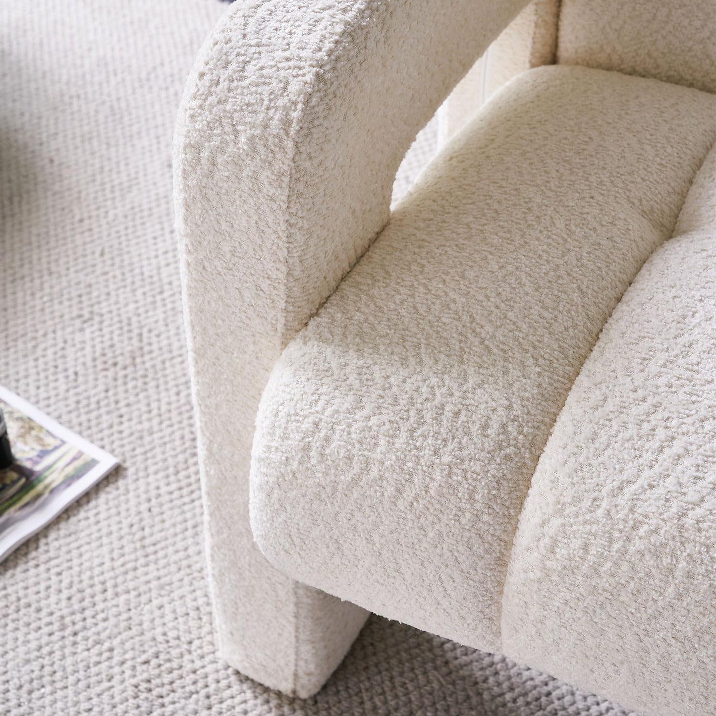 KEIKI 31" Boucle Accent Chair with High Density Foam Cushion, Upholstered Modern Style Oversized Single Sofa Chair, Easy Assembly, for Living Room and Bedroom, Apartment, Office, Beige