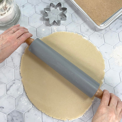 R&M 17 Inch Silicone Rolling Pin, Large Barrel 9.75 Inches Long, 2 Inches Diameter, Non-Stick For All Your Baking Needs