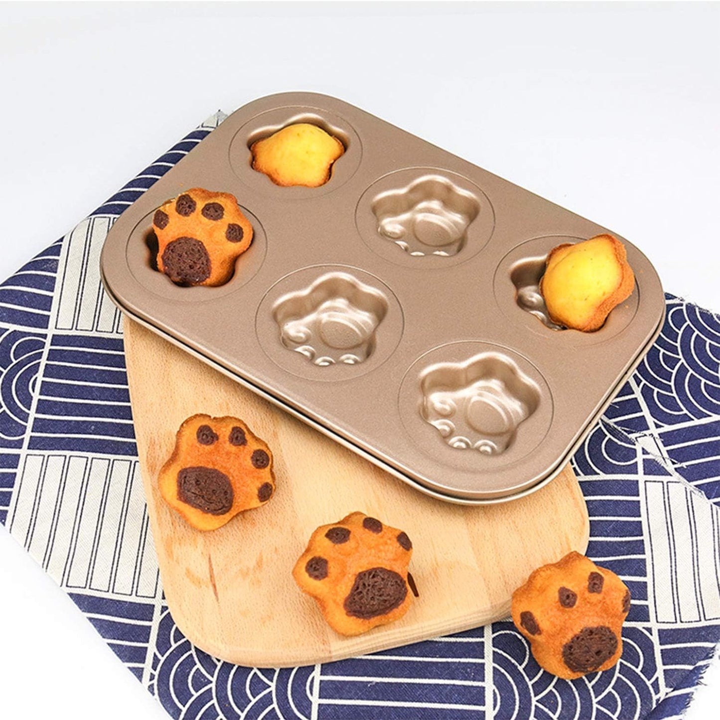 Beasea 3 Pack Madeleine Pans, 10x7 Inch Nonstick Cat Shaped Cake Cookies Pan for Baking
