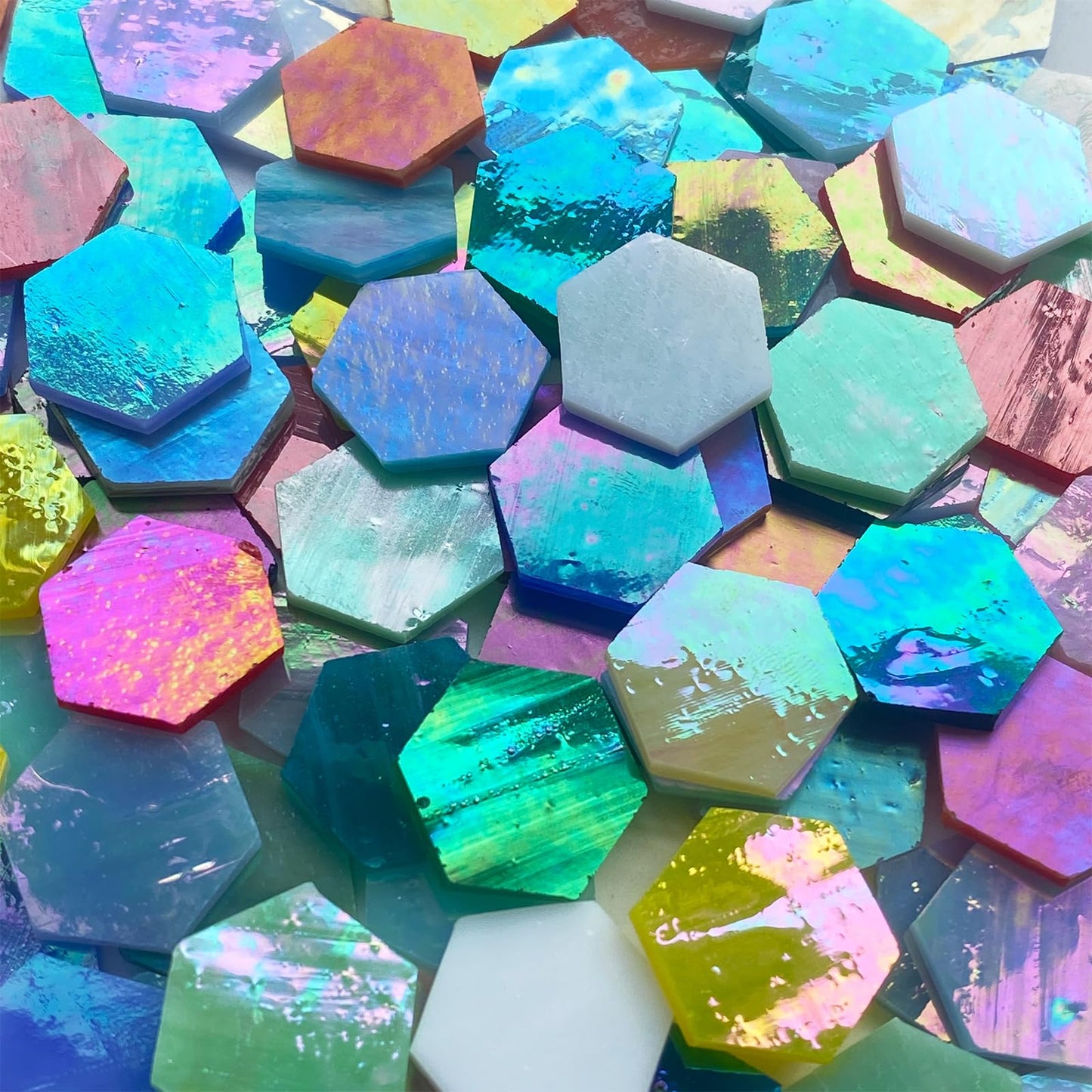 KALUCION 100 Pieces Hexagon Mosaic Tiles for Crafts Bulk, Iridescent Stained Glass Pieces Precut Hexagons for Mosaic Projects, Home Decor